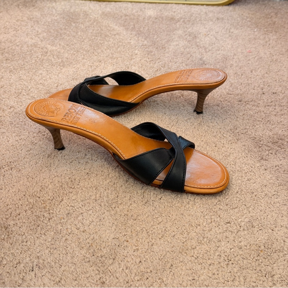 Vintage kitten heels